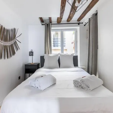 Apartment Grands Boulevards - 31 -